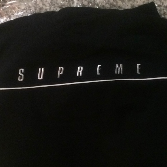 Authentic Supreme yoke piping crew neck size Med. - Picture 3 of 7